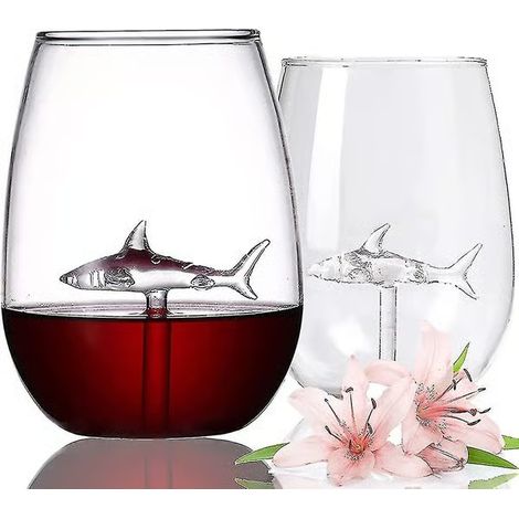 Ensemble de 2 verres à vin sans pied en forme de requin, en cristal avec un requin en acrylique à l'intérieur. (1/5)