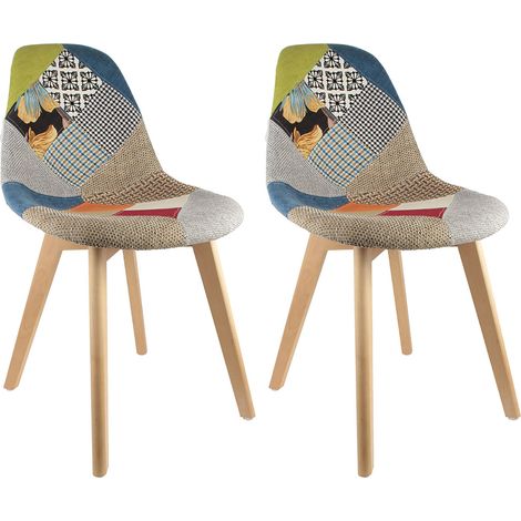 Altobuy – Lot de 2 chaises scandinaves multicolores – Assise en tissu patchwork – Piétement en bois massif – Dimensions 47x54xH87 cm (1/4)