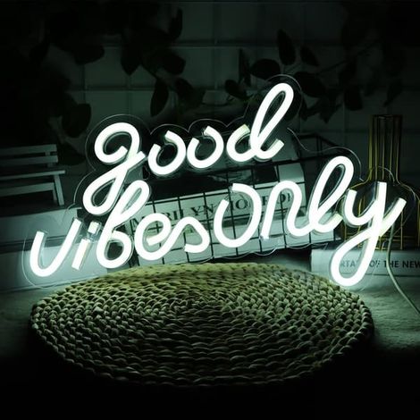 Enseigne lumineuse néon « Good Vibes Only » pour décoration murale, enseigne LED néon idéale pour une chambre, une fête d'anniversaire, un restaurant, Noël, cadeau unique pour les amoureux. (1/5)