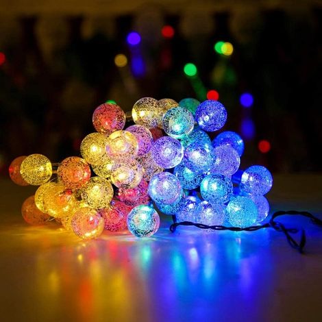 Bunte Kugel-Lichterkette, 15 m, 100 LEDs, RGB-Kugel-Lichterkette mit Fernbedienung, USB- oder batteriebetrieben, mehrfarbige Lichterkette für drinnen und draußen für Weihnachten, Party, Hof, Garten un
