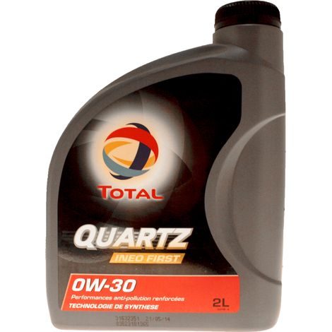 Huile moteur Quartz INEO First 0W30 spéciale PSA – 2 litres – Technologie Low SAPS – Protection moteur et anti-pollution – 213831 – Total