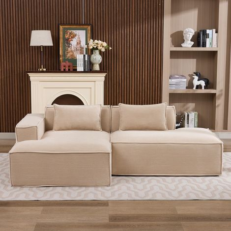 Ce canapé en tissu économique de 235 cm de large est livré avec deux coussins et une trousse. Son design moderne et minimaliste ainsi que son confort en font le canapé idéal pour les petits salons, (1/5)