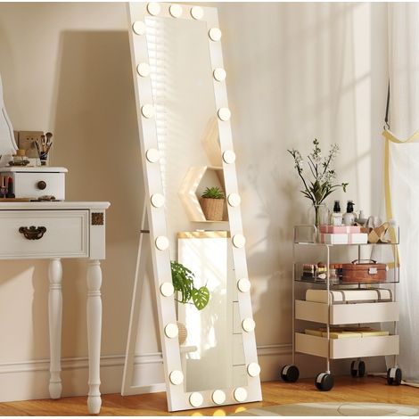 Miroir sur pied LED 150x40 cm en verre trempé, cadre MDF blanc, 24 ampoules, gain de place – MEUBLIV (1/5)