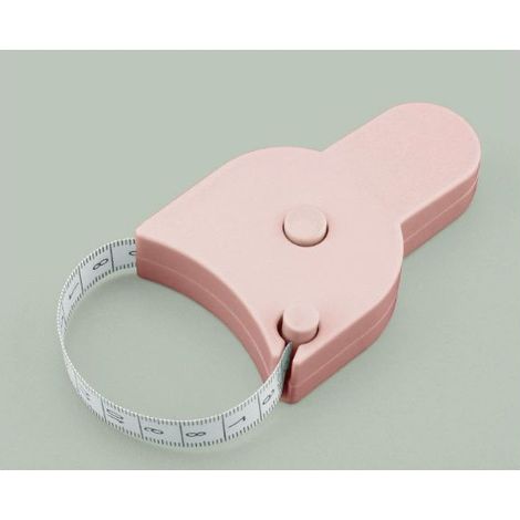 Measuring body measurements with a soft measuring tape for fitness (1/2)