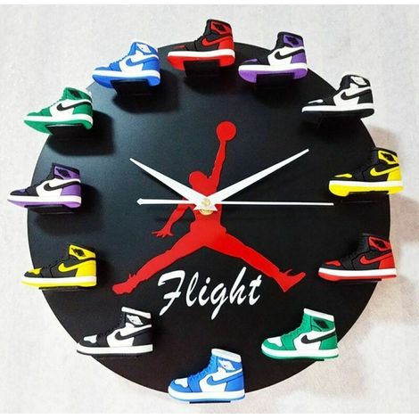 Horloge murale 3D chaussure basket-ball  Cadran 24h  Diamètre 30 cm  Mouvement à quartz précis  Décoration sportive unique (1/5)