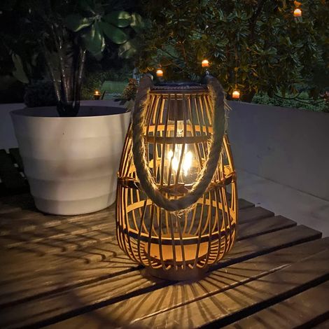 Lanterne Solaire Extérieure Imperméable Grandes Lanternes en Rotin Décoratives Lumineuses Lanternes Boho avec Poignée Suspension Rustique ou Lampe de Table
