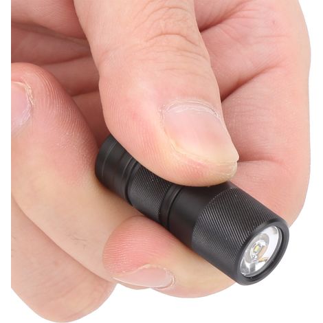 Mini-LED-Taschenlampe für den täglichen Gebrauch, wiederaufladbar, leistungsstark, mit eingebautem Akku und USB-Kabel (1/5)