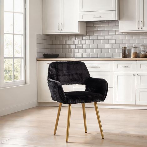 Fauteuil de salle à manger en faux fur avec piètement en acier (1/5)
