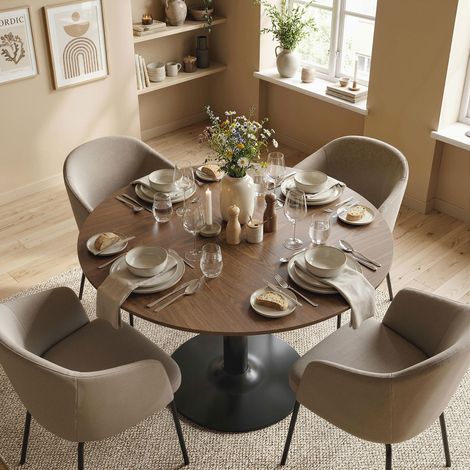 Table ronde en bois pour 4-6 couverts, table de salle à manger avec grand plateau et pied en métal, diamètre 110 cm, hauteur 78 cm, teinte brun chêne. (1/5)