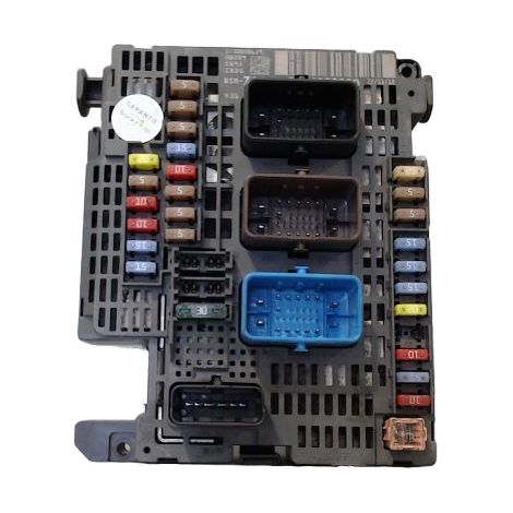 [PRODUIT D'OCCASION] Boite A Fusibles PEUGEOT 508 ♻️ Ref Oe. Bsmz0400 - Garantie à vie (1/4)