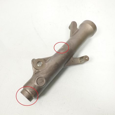 [PRODUIT D'OCCASION] Fourreau de fourche droit origine pour Yamaha 125 Majesty 2003 à (1/5)