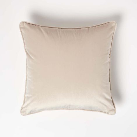 HOMESCAPES Cream Filled Velvet Cushion with Piped Edge 46 x 46 cm