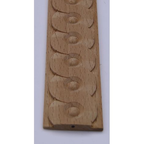 Cornice Scolpita in Faggio mm 38 x mm 7 x mm 2400 pezzi 5