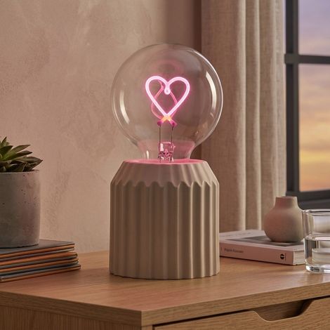 Maison Heart Neon Effect LED Table Lamp (1/2)