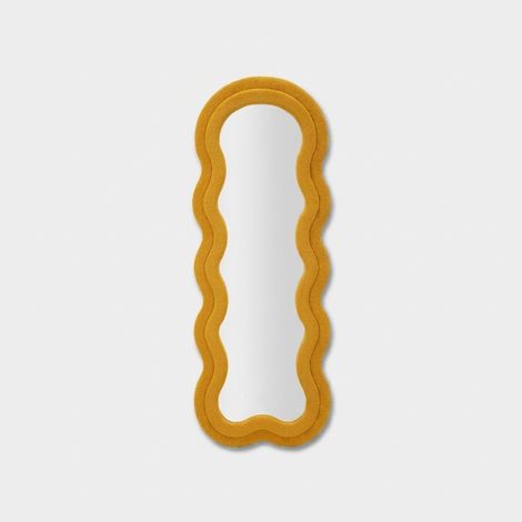 Espejo de pared con forma y marco bouclé Teddy - Naranja (1/5)