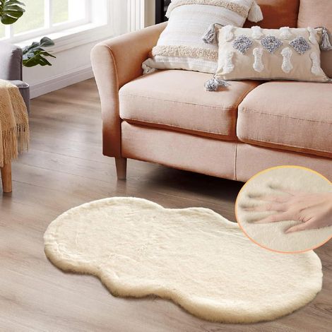 Teppich Fellteppich Kunstfell 60 x 120 cm (Fellform) Beige (1/5)