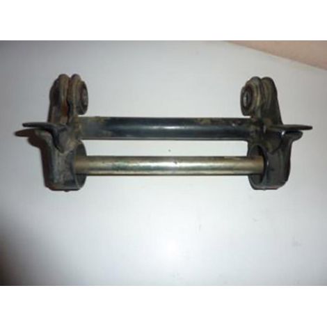 [PRODUIT D'OCCASION] Support moteur origine pour Scooter Yamaha 125 Majesty 2005 5NR