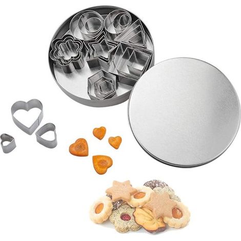 Set di 24 mini formine per biscotti in acciaio inox a forma di fiore, cuore, stella e geometriche, ideali per pasta di zucchero, mousse, torte e argilla. (1/5)
