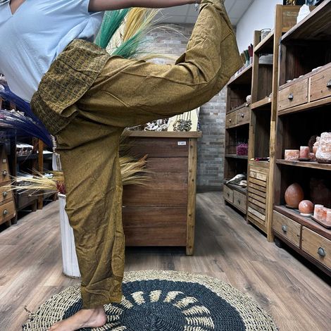 Pantalons de yoga et de festival - Mantra mandala de pêcheur thaïlandais sur orange- Vendu par 1 (1/4)