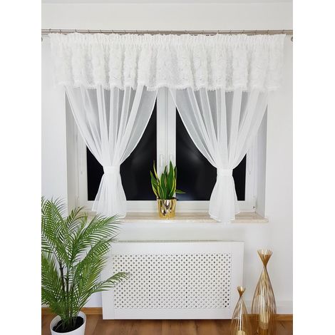 Cortina de gasa de 400x150 cm con rosas 3D, encaje guipur y lambrequín. (1/4)