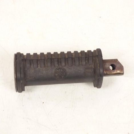 [GEBRAUCHT] [GEBRAUCHTWAREN] Beifahrerfußstütze Original für Yamaha 400 XS (1/2)