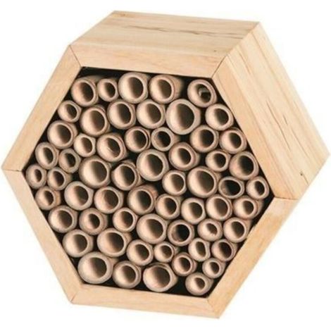 Insektenhotel aus Holz