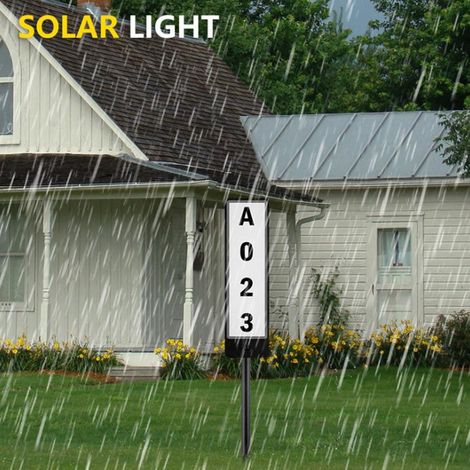 Solarbetriebene Hausnummernleuchte, zweifarbige LED (warmweiß/kaltweiß), Gehäuse mit 1 nummerierter Leuchte (1/5)