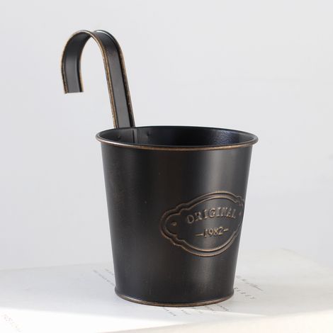 1 Pcs Black Iron Hanging Flower Pot Vintage Style Plant Pots for Balcony Garden Fence