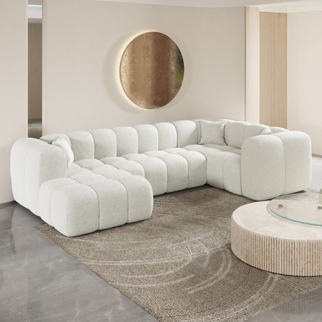 Mobilier Deco – Canapé panoramique en tissu bouclette blanc écru – Angle gauche – Design nuage – Assise généreuse et coussins moelleux