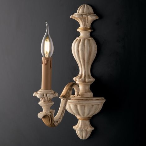 Aplique en madera marfil y pan de oro una luz 25x h40 cm