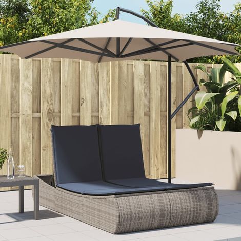 Chaise longue double avec coussins gris résine tressée (1/5)