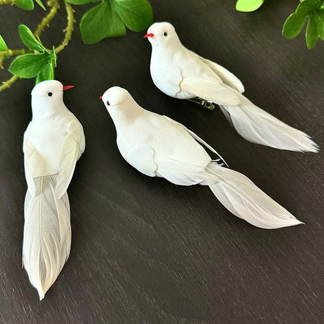 Lot de 3 décorations en forme de colombes blanches artificielles, oiseaux en mousse avec plumes de 5,1 pouces, pour décorations de Noël, mariages, fêtes, maison et jardin (1/5)