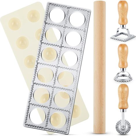 Ensemble de 6 moules à raviolis carrés de 5 cm, comprenant 1 presse à raviolis, 3 moules à pâtes et 1 rouleau à pâtisserie en bois. Un ensemble pratique pour préparer des pâtes maison. (1/4)