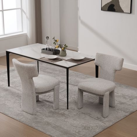 Lot de 2 fauteuils, en bois et chenille, avec accoudoirs, beige, pour chambre, pieds bois de caoutchouc. Dossier courbé sans accoudoirs, salon