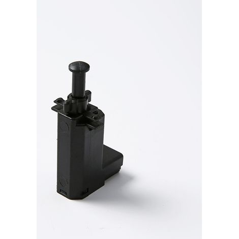 The reference number XKB000010 refers to the brake light switch and cruise control system of a Land Rover Freelander 1 from the years 2001 to 2006. (1/4)