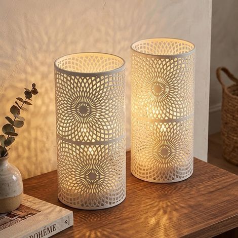 Lot de 2 Lampes de Table en Métal Blanc Alimentées Par Batterie Sans Fil Ampoule Edison Piles Mariages Fêtes événements Terrasse (1/5)