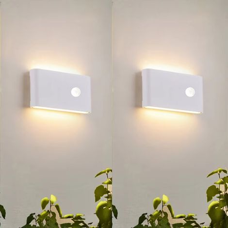 2 apliques LED de pared de 12 W con sensor de movimiento, grado de impermeabilidad IP65, aptos para interior y exterior, color blanco. (1/5)