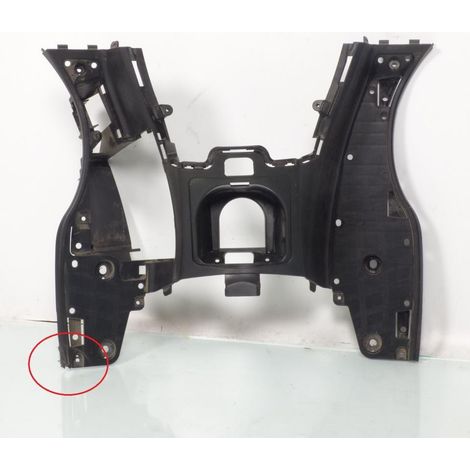 [PRODUIT D'OCCASION] Marche pied origine pour scooter Suzuki 125 Burgman 2014 à 2020 (1/2)