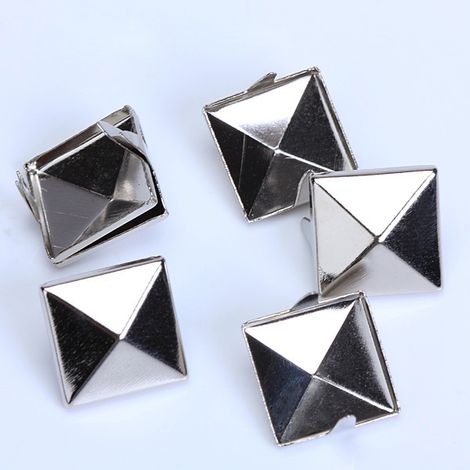 100pcs Clous Pyramide 2 Griffes 12mm Argent