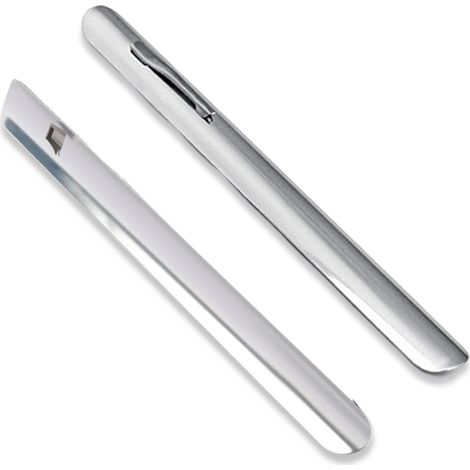 Ramasse Miettes de Table en Métal, Lot de 2 Grattoirs Légers pour Nettoyage Manuel, Accessoire de Table pour Enlever les Miettes dans la Cuisine ou Salle à Manger (1/5)