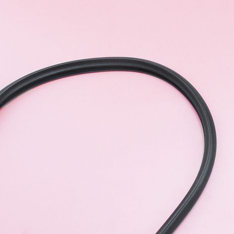 63318-02100 is suitable for the sunroof sealing strip of the 07-10 Toyota Corolla. (1/4)