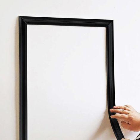 Bande décorative murale auto-adhésive 3D flexible – 2,3 cm × 5 m, noir, idéale pour déco intérieure DIY (1/5)