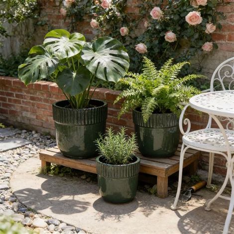 Lot de 3 Pots de Fleurs en Céramique Fait Main - Ø38/30.5/23cm - Pots Respirants avec Bordure Cannelée - Vert Foncé (1/5)