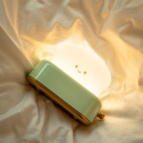 Veilleuse en forme de machine à pain, rechargeable par USB, lampe de bureau LED à intensité variable, verte, pour chambre d'enfant. (1/5)