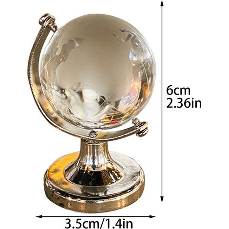Mini globe terrestre transparent en forme de cœur, style Instagram, pour une décoration de table créative et originale. (1/5)