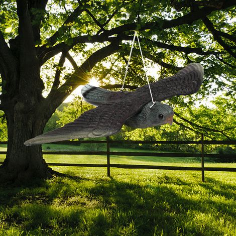 Gartendekoration mit realistischem, fliegendem Vogelabwehrgerät (34,5 x 52 cm, PE, 260 g) (1/5)
