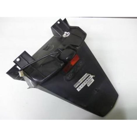 [PRODUIT D'OCCASION] Bavette arrière origine pour scooter Honda 125 Pantheon 2006 (1/3)