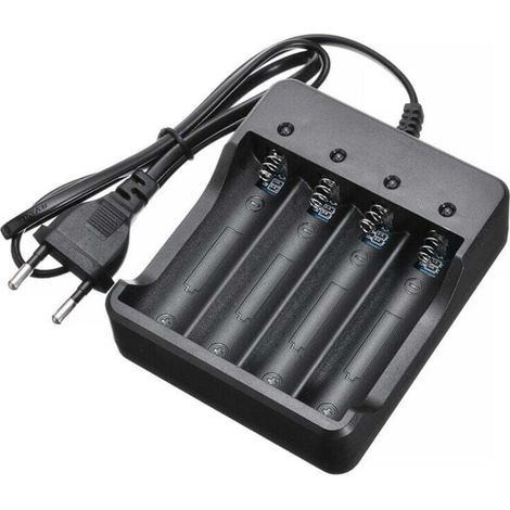 Caricabatterie rapido UlisemFast per batterie AA e AAA. Compatibile con batterie 10440, 14500, 17670, 18650 e 18700. (1/5)