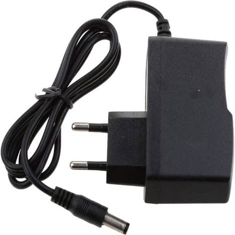 Alimentador 3V Negro 0.6A (1/3)