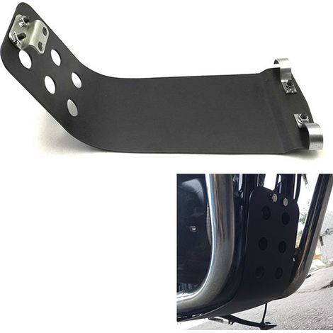 Anti-slip plate for the base of the Triumph Bonneville motorcycle engine cover (1/5)